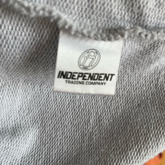 Light grey sweatshirt. Straight to hell logo. - Picture 3 of 3